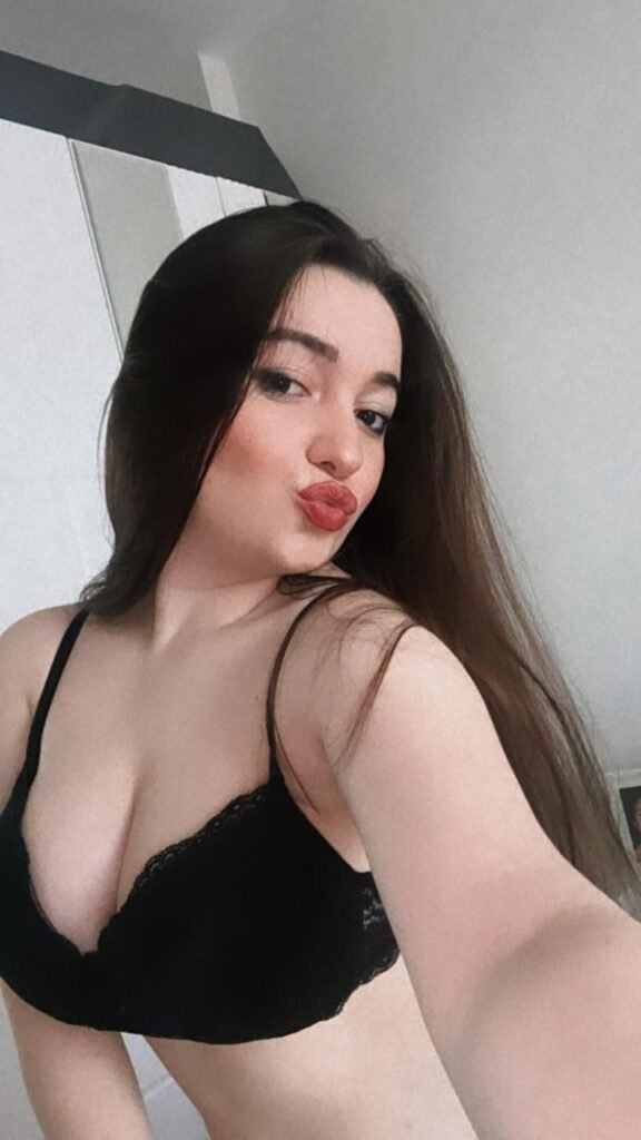 Türbanlı cilveli hatun fotograf ve video arşivi